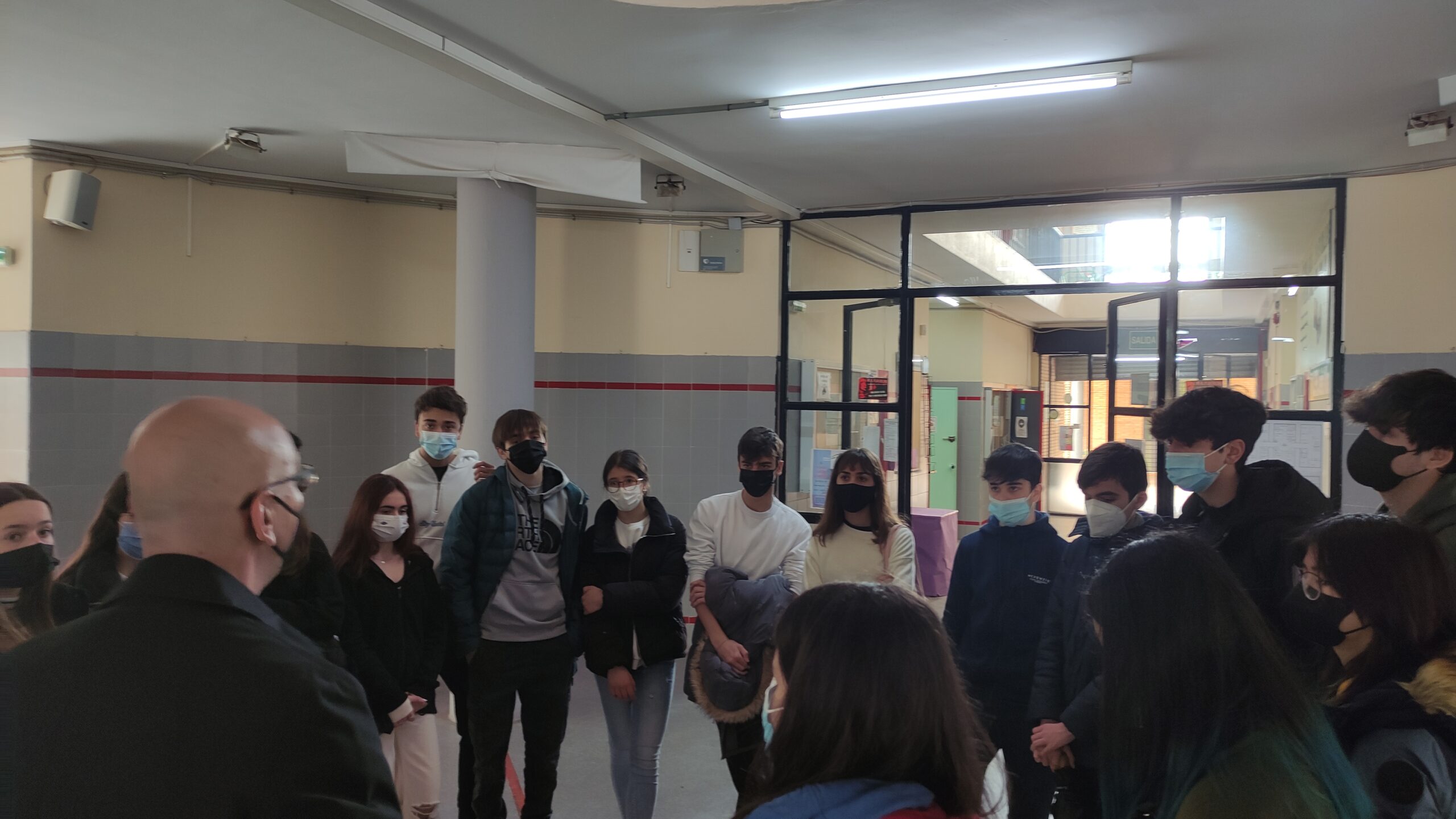 Los alumnos de 4º de la ESO visitan las instalaciones del IES Ángel de Saavedra